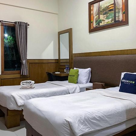 Urbanview Alfiya Hotel Lampung Bandar Lampung Dış mekan fotoğraf
