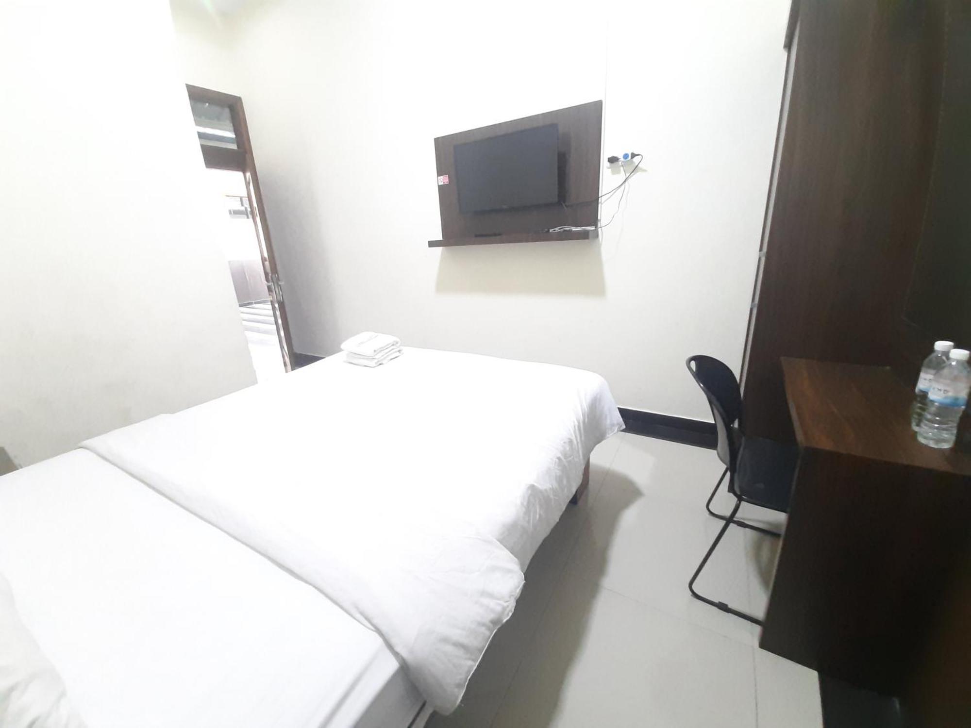 Urbanview Alfiya Hotel Lampung Bandar Lampung Dış mekan fotoğraf