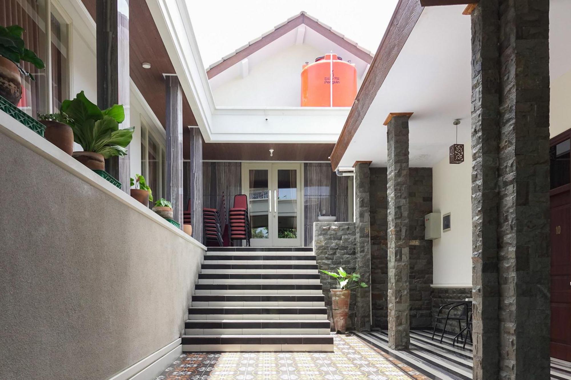 Urbanview Alfiya Hotel Lampung Bandar Lampung Dış mekan fotoğraf