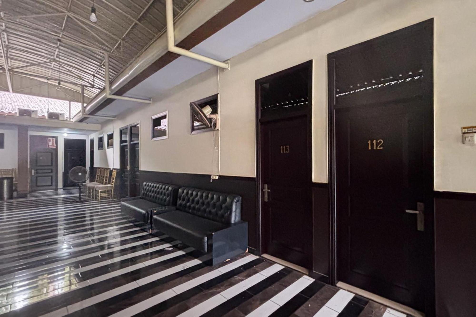 Urbanview Alfiya Hotel Lampung Bandar Lampung Dış mekan fotoğraf