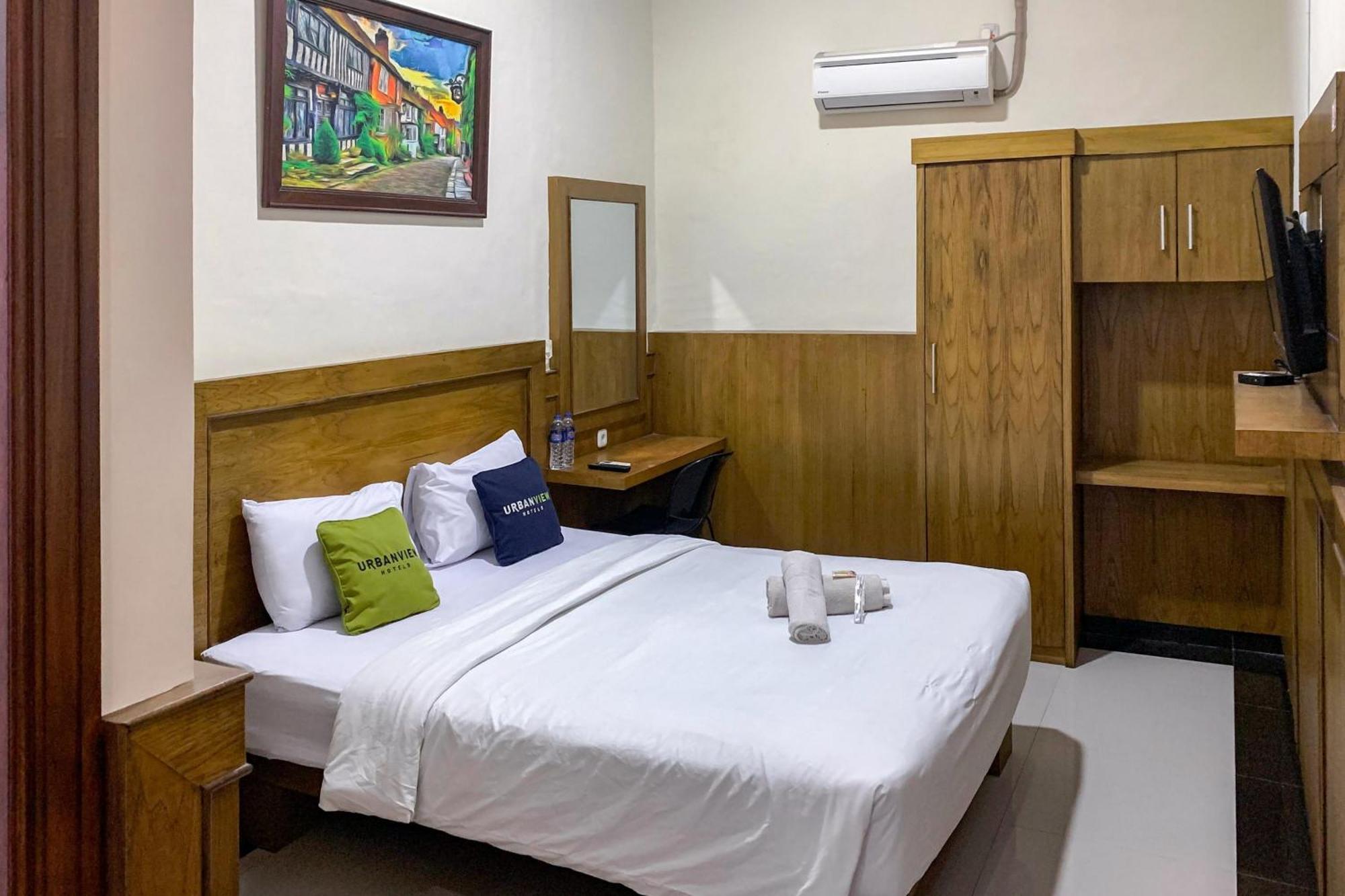 Urbanview Alfiya Hotel Lampung Bandar Lampung Dış mekan fotoğraf