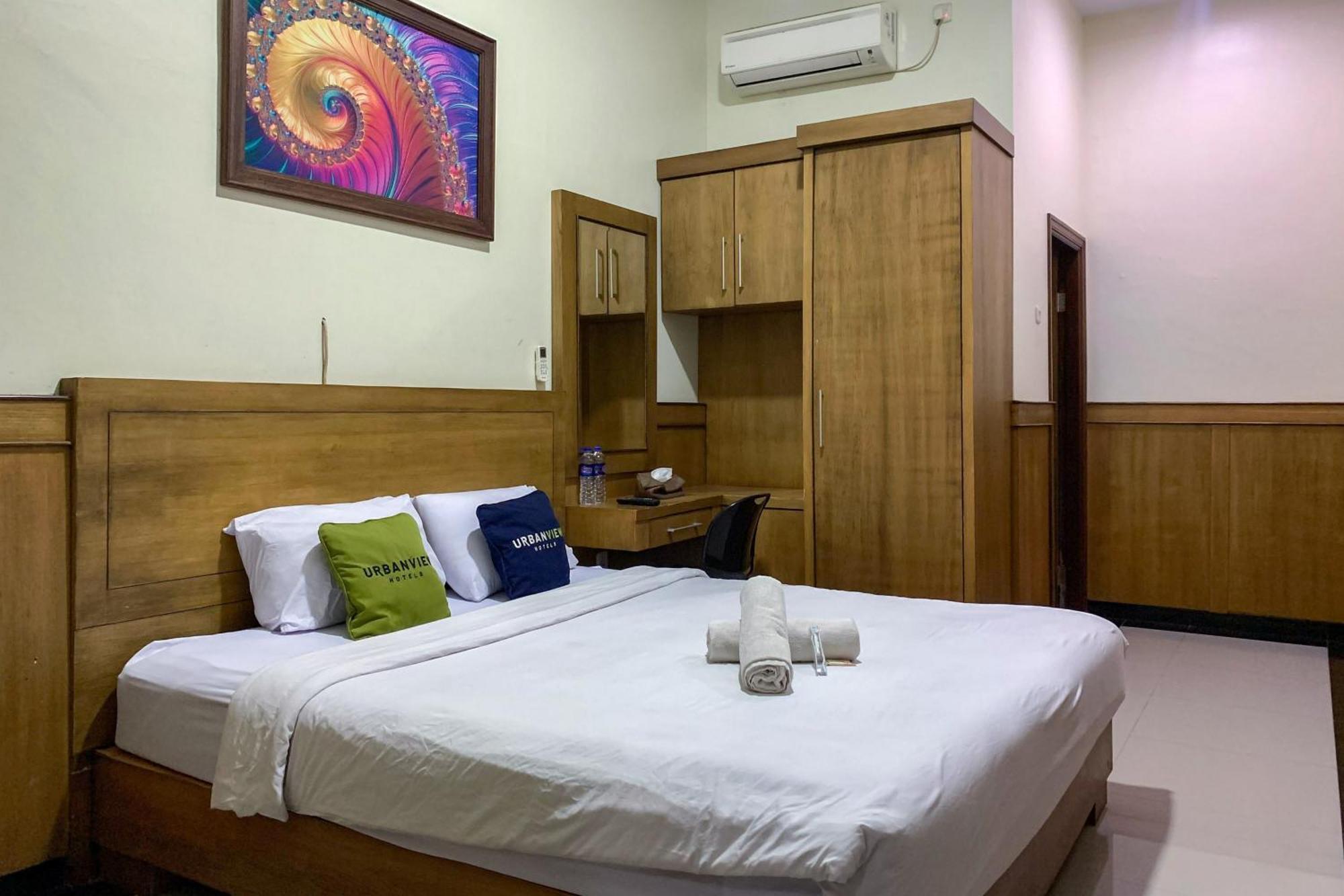 Urbanview Alfiya Hotel Lampung Bandar Lampung Dış mekan fotoğraf
